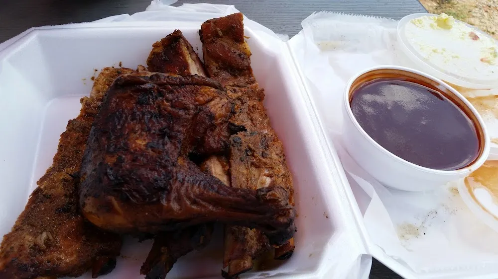 Chicken & Ribs